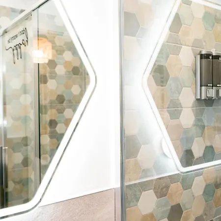 Civico 11 Accogliente Trilocale Per 4 Persone Con 2 Bagni E Posto Auto Riservato Appartement