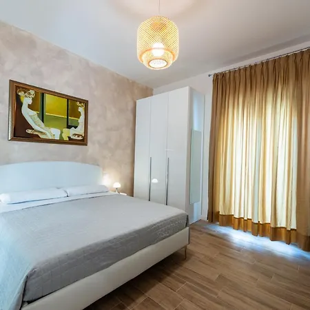 Appartement Civico 11 Accogliente Trilocale Per 4 Persone Con 2 Bagni E Posto Auto Riservato *