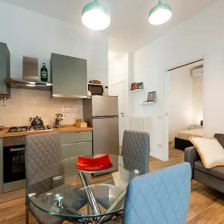 Civico 11 Accogliente Trilocale Per 4 Persone Con 2 Bagni E Posto Auto Riservato * Perugia