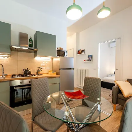 Civico 11 Accogliente Trilocale Per 4 Persone Con 2 Bagni E Posto Auto Riservato *