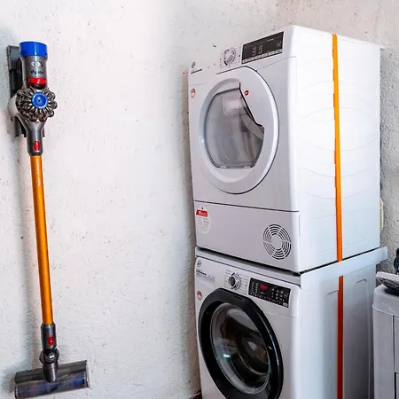 Civico 11 Accogliente Trilocale Per 4 Persone Con 2 Bagni E Posto Auto Riservato 페루자