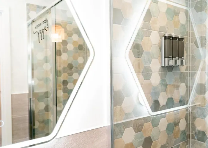 Civico 11 Accogliente Trilocale Per 4 Persone Con 2 Bagni E Posto Auto Riservato Apartament